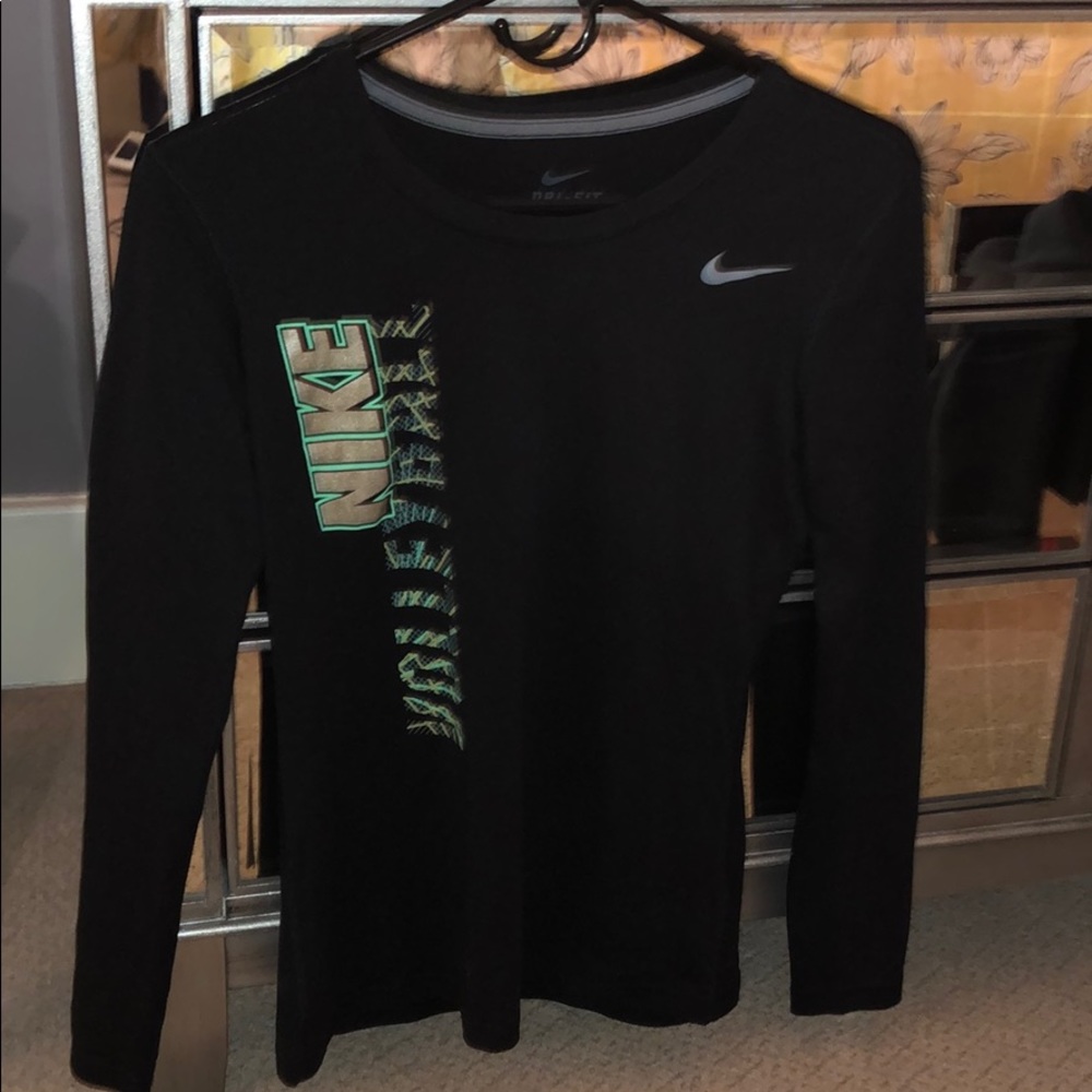 Black nike long sleeved volleyball shirt